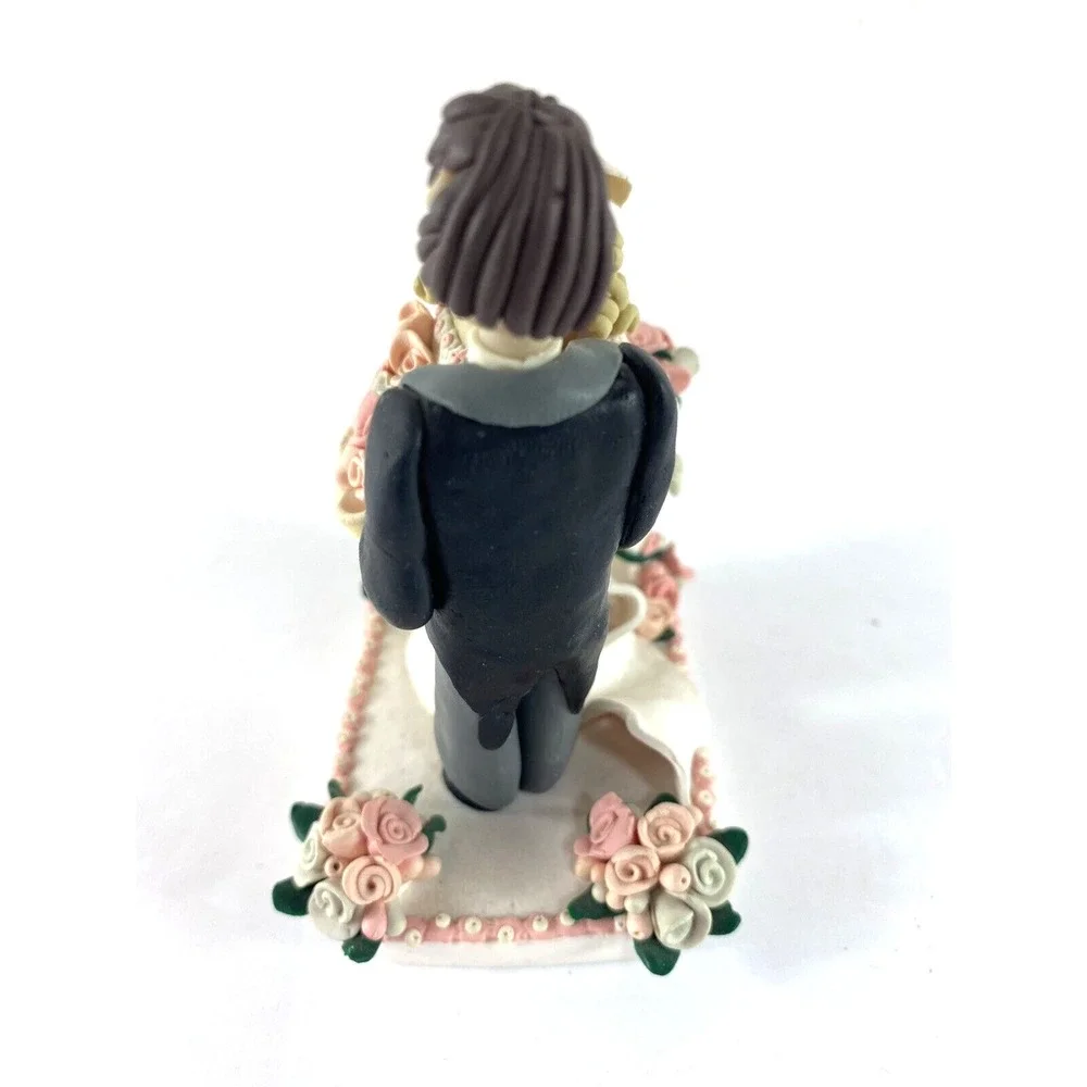 Giftware Art Cake Wedding Topper Figurine Inklings Papel Detailed Unique Vtg